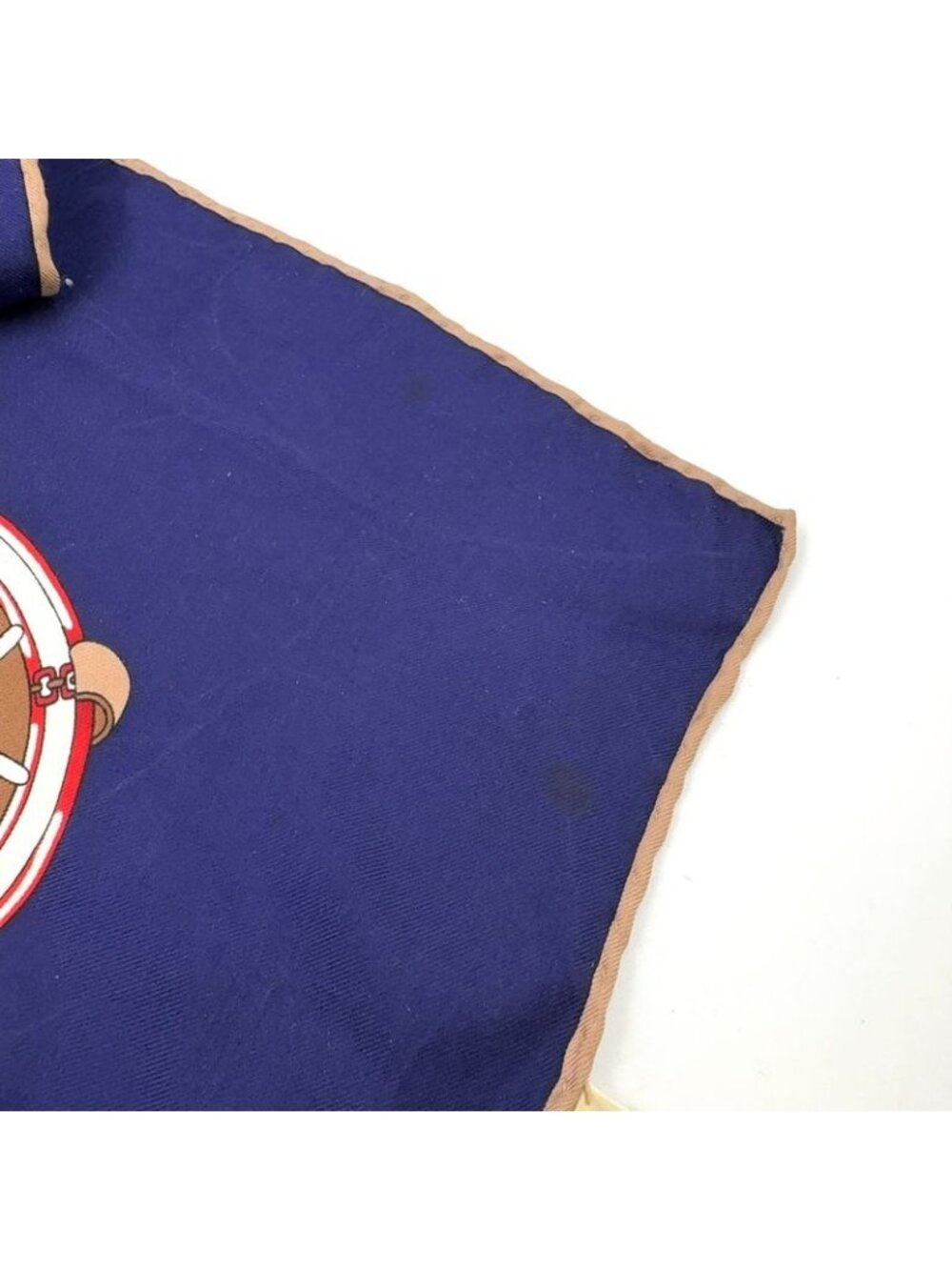 ★SOLD★ Gucci Collection Line Silk Navy Scarf - Picture 10 of 10